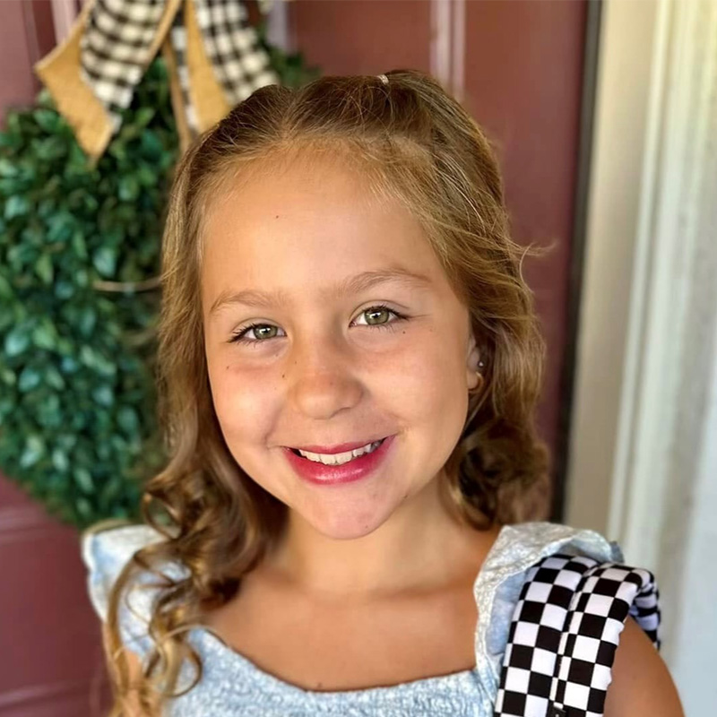 Emelynn M Headshot
